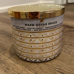 Bath and body works “Warm Ocean Breeze” three wick scented candle, never used
